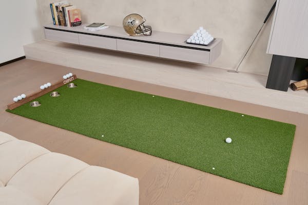 Does Wellputt Work on Carpet? Best Putting Mats 2026