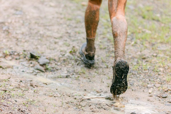 Trail Running Shoe Lug Depth and Grip Guide